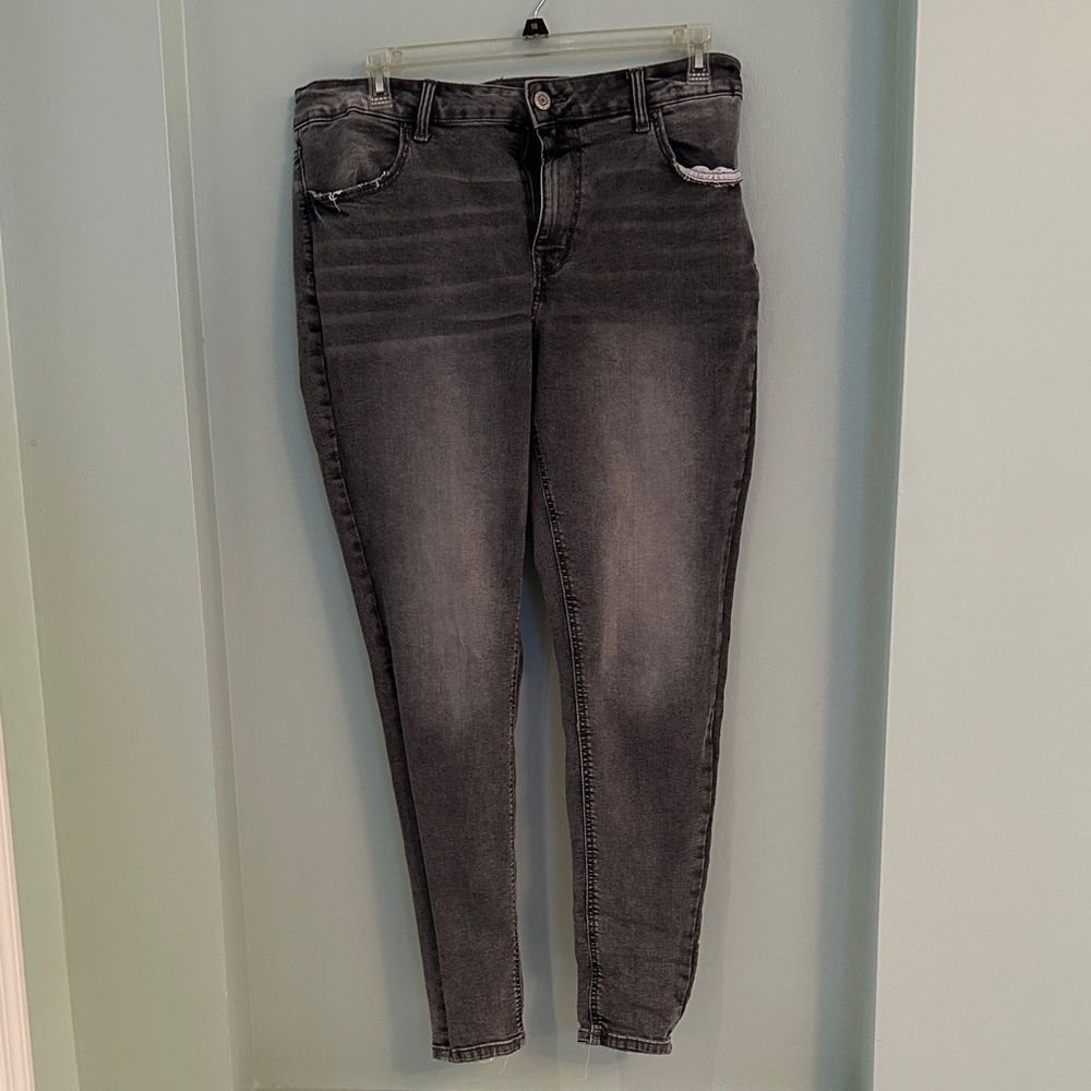 Gray Women's distressed Tall Skinny Jeans